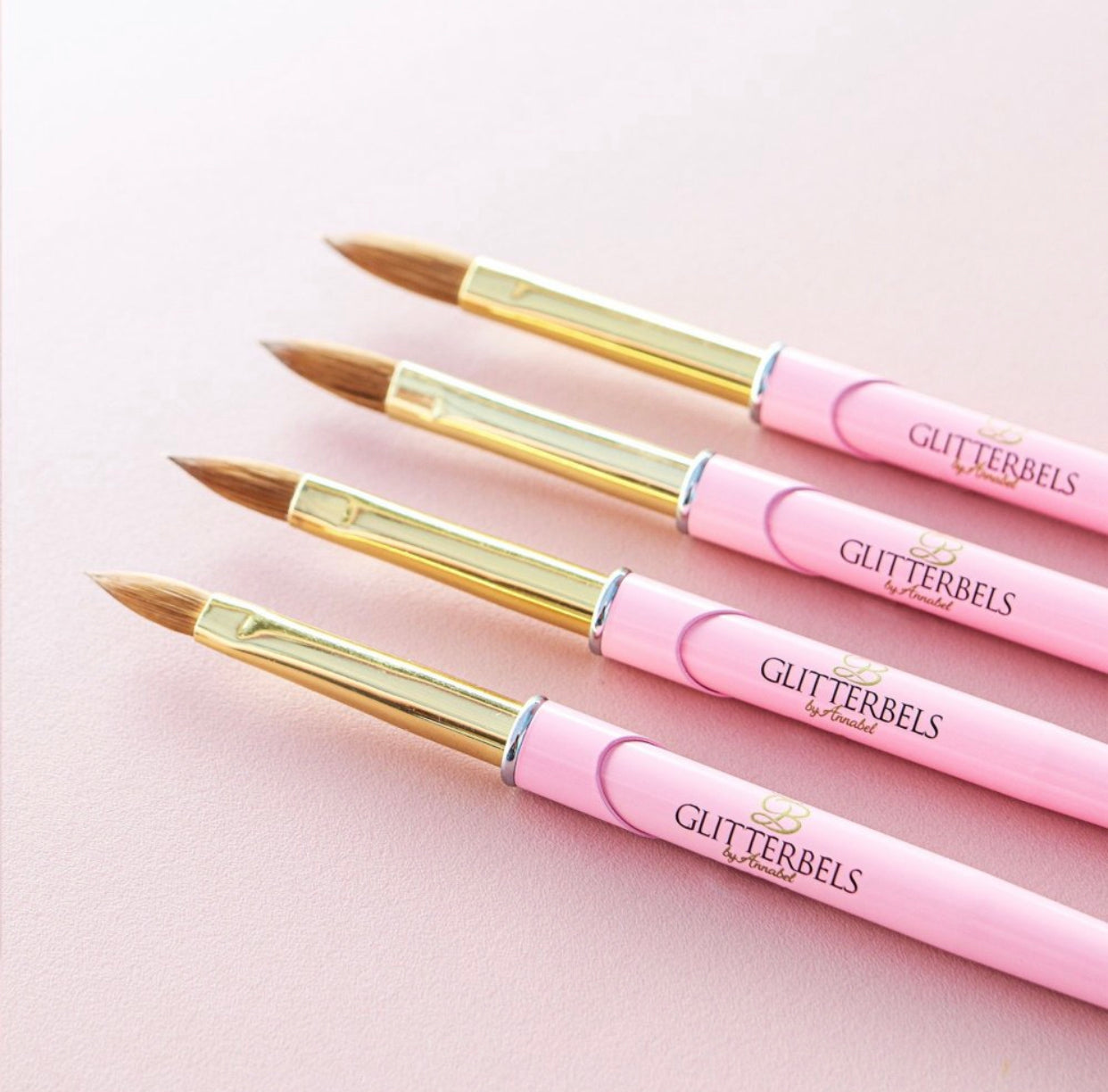 Glitterbels Pink Acrylic Brush (Size 12)